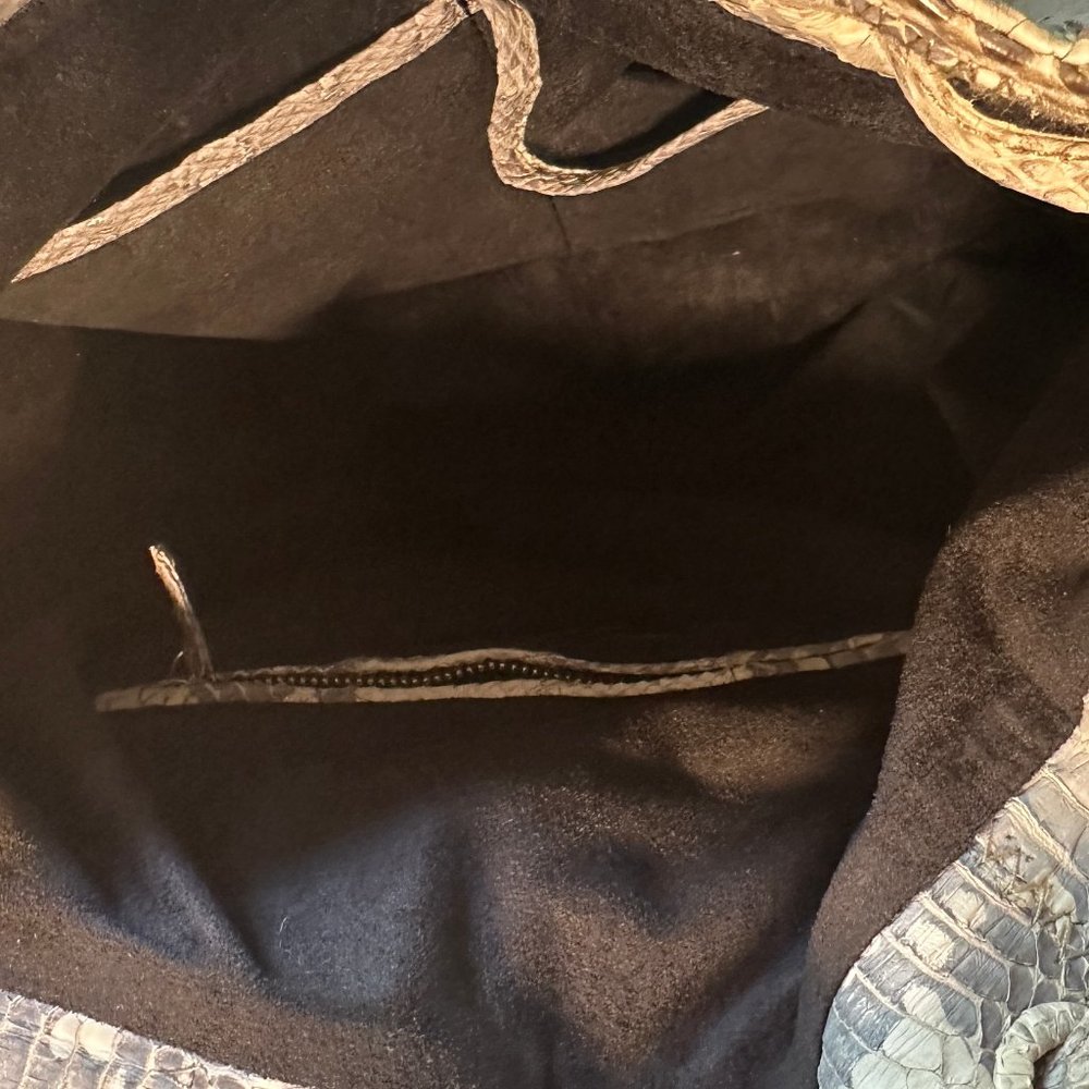 💯 Real Python Backpack. Like New! - Picture 7 of 7